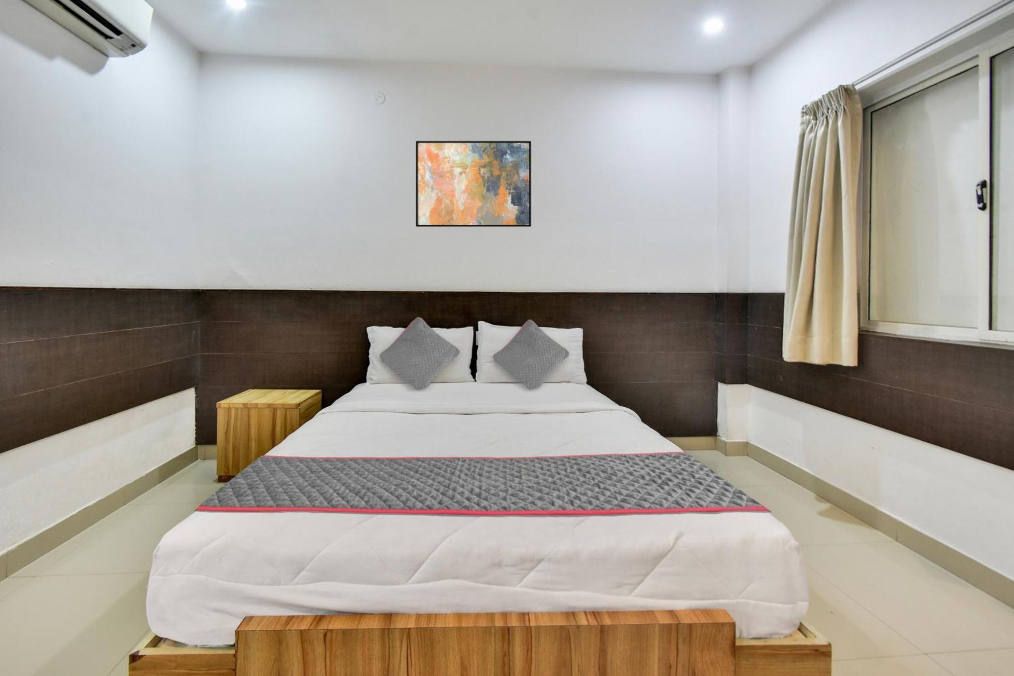 Collection O Elite Residency Hotell Chennai Exteriör bild